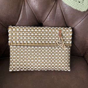 Maria Victoria clutch
